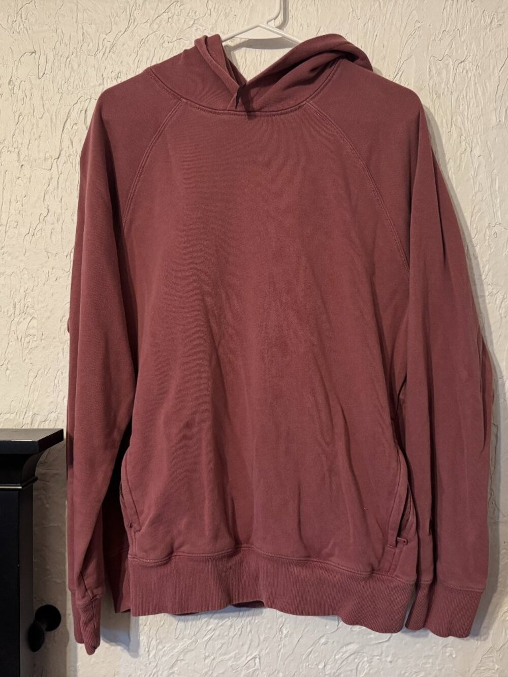 Fabletics Hoodie Year Round Terry Pullover Moonlight Mauve Sweatshirt Men Medium